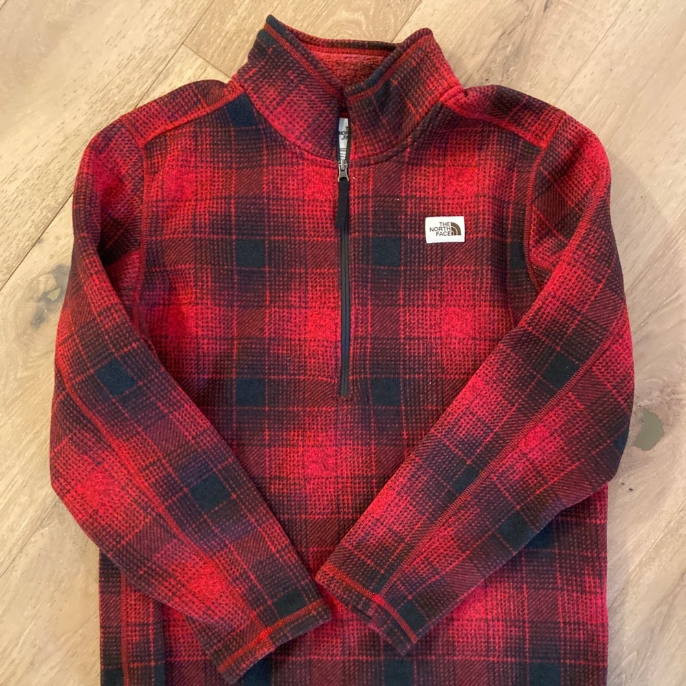 North face pullover